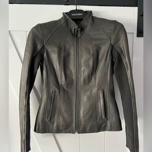 Super soft Danier Grey Fitted Italian Leather Jacket, size XS